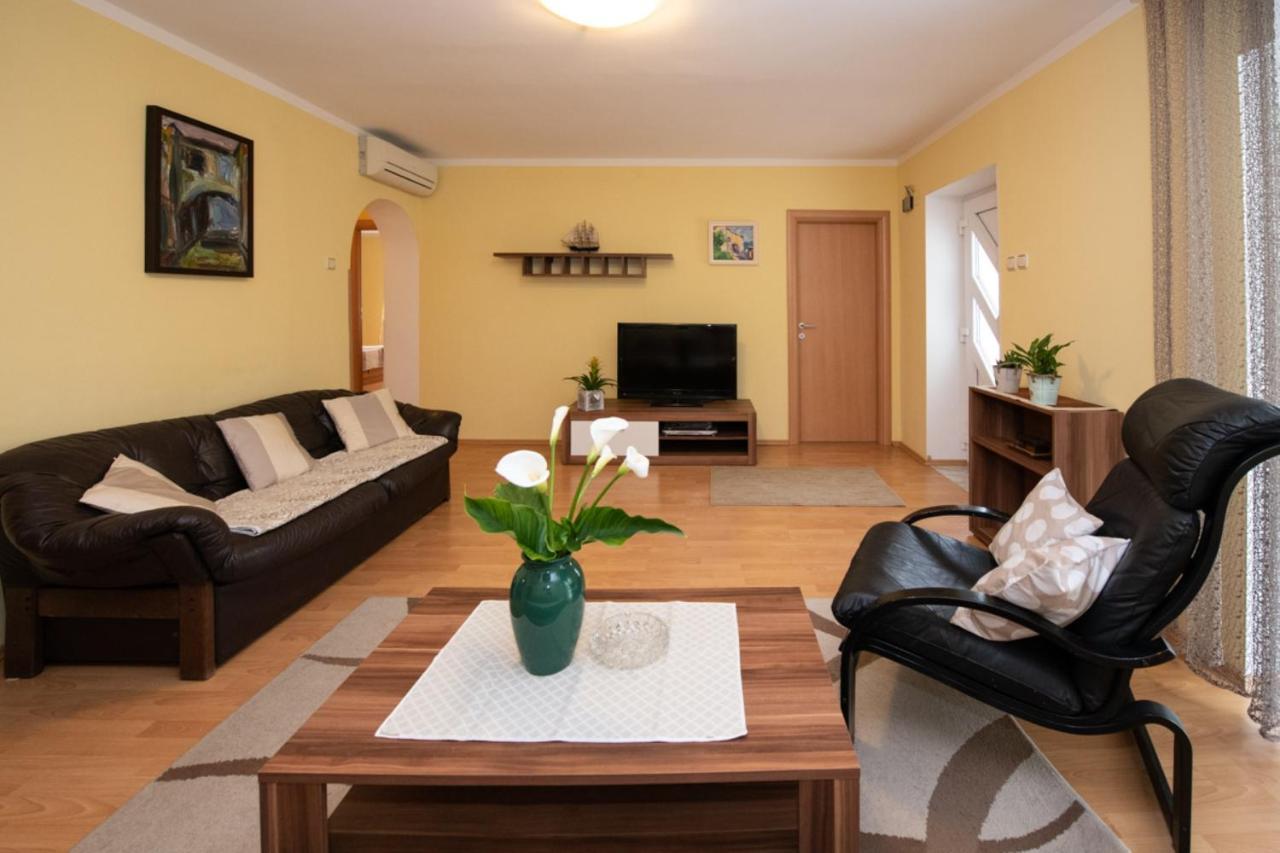 Apartmens Egle Opatija Appartement Buitenkant foto